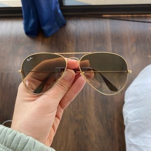 Ray-ban aviator sunglasses